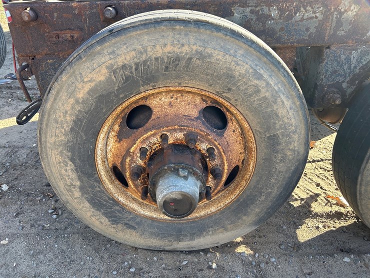 #6920-•-tandem-axle-trailer-slider-bogie-assembly-image-8