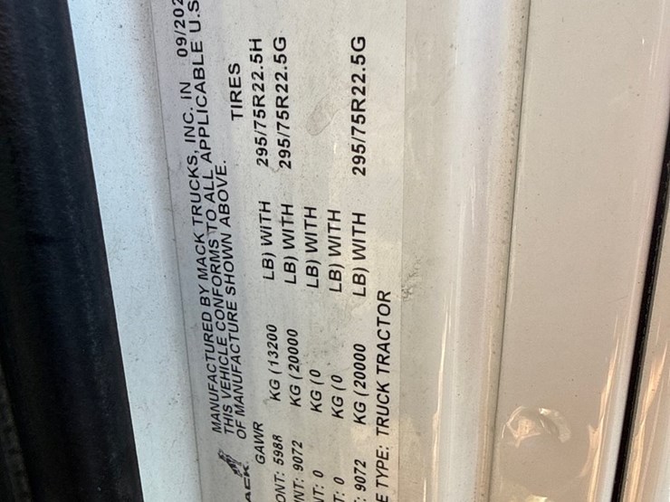 #6907-•-2022-mack-anthem-an64t-sleeper-semi-truck-image-18
