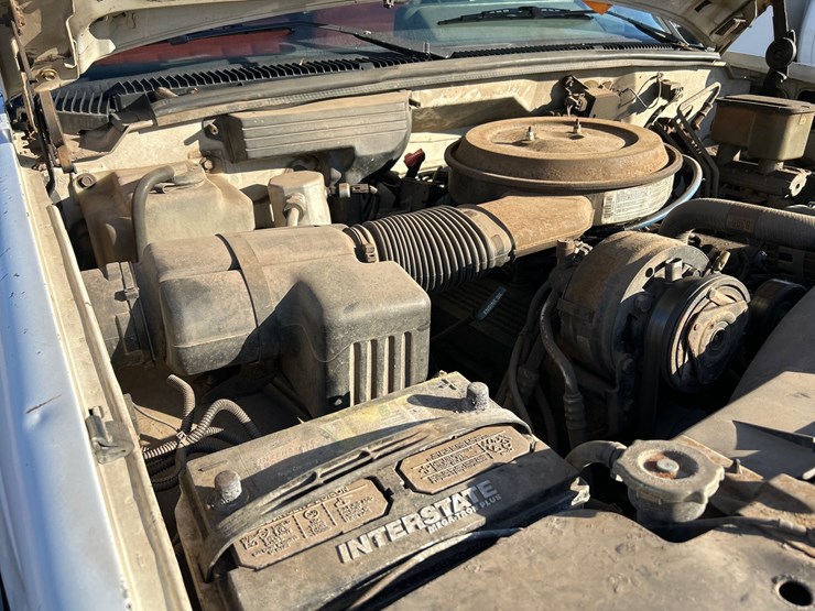 #6933-•-1994-chevrolet-1-ton-dually-service-body-truck-(has-wi-title)-image-19