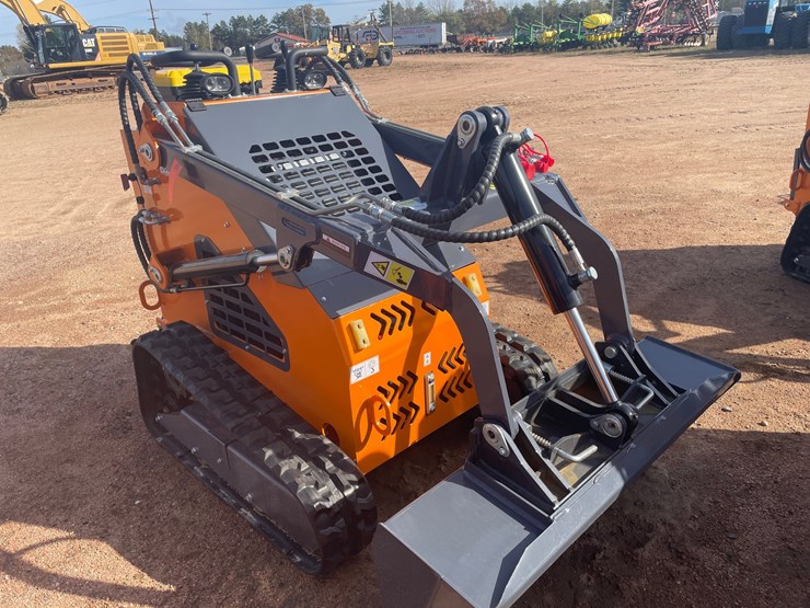 #3205-•-2026-landhonor-lhr-me380r3a-mini-skid-steer-loader-image-2
