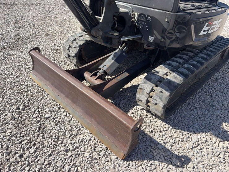 2020-bobcat-e26-tracked-mini-excavator,-1,726-hours,-runs-on-diesel,-comes-with-20”-smooth-bucket,-s/n--b4s912442-image-14