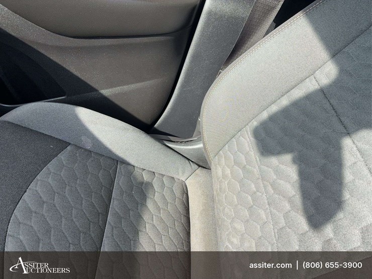 2019-chevrolet-equinox-lt-image-23