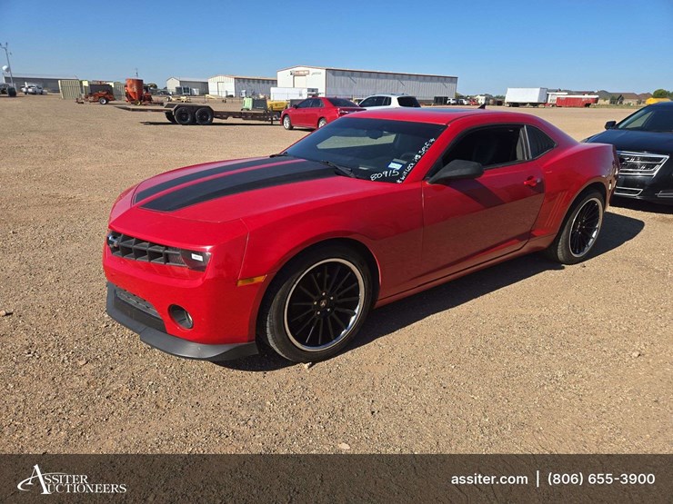 2011-chevrolet-camaro-coupe-image-1