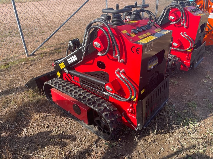 #3213-•-2026-skid-steer-loader-image-6