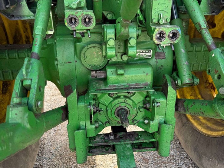 1980-john-deere-4440-tractor,-7,995-hours,-540-and-small-1000pto,-front-fuel-tank,-full-rack-front-weights,-hammer-strap,-side-step,-quad-range,-18.4x38,-quick-hitch,-2-remotes,-s/n--4440w037072-image-12