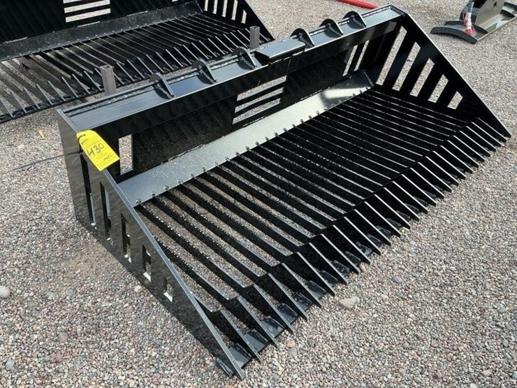 2026-giyi-66in-rock-bucket-for-skid-steer-image-1