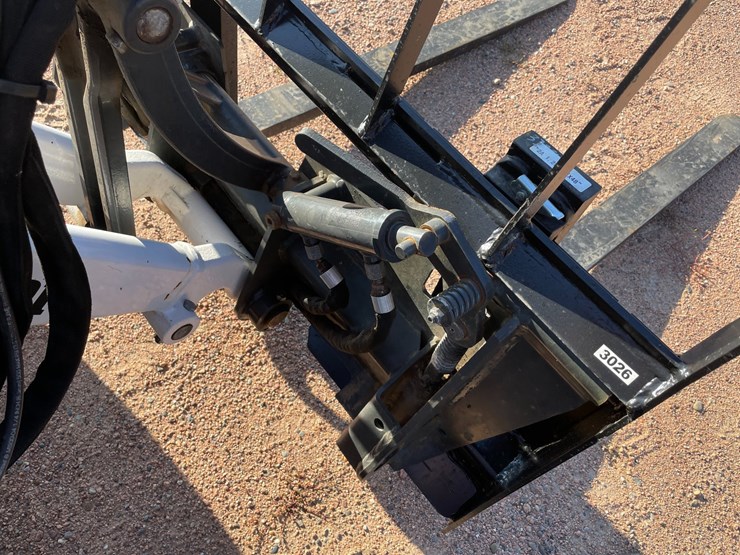 #1850-•-2019-bobcat-toolcat-5600-image-18