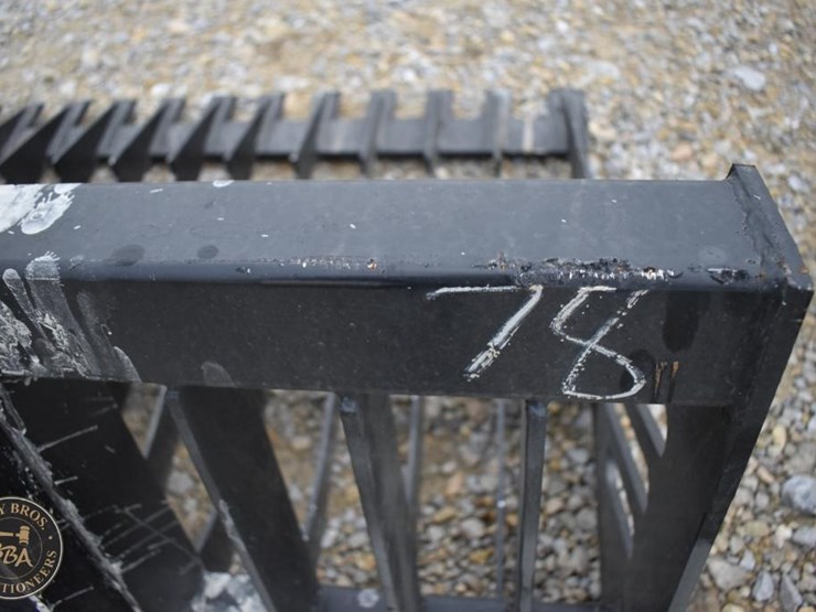 78inch-rock-bucket-attachment-48934-image-3