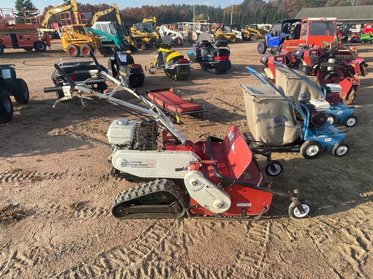 #1024-•-2016-orec-walk-behind-cyclone-flail-mower-image-13