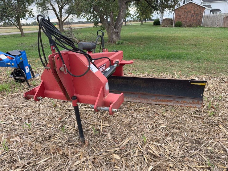 bushog-model-160-12ft-3pt-blade,-hyd.-angle,-tilt,-and-swing,-s/n--12-10360-image-4