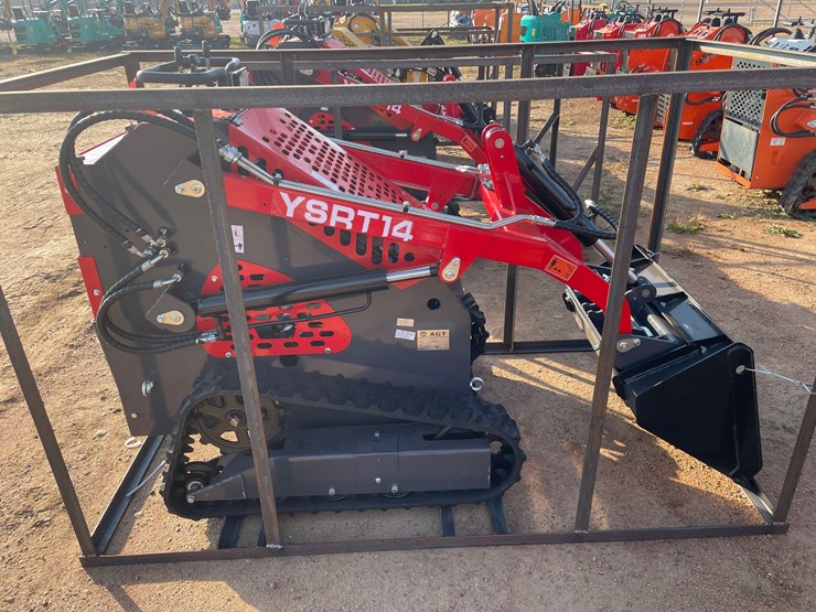 #3241-•-agt-ysrt14-skid-steer-loader-image-4