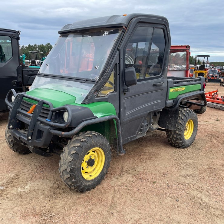 #1057 • John Deere Diesel 4 x 4 Gator