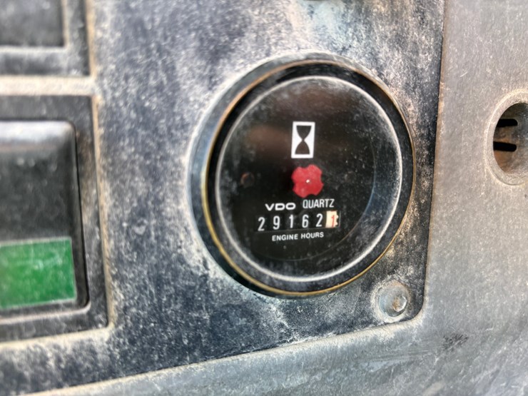 #1884-•-1998-volvo-l120c-wheel-loader-image-30