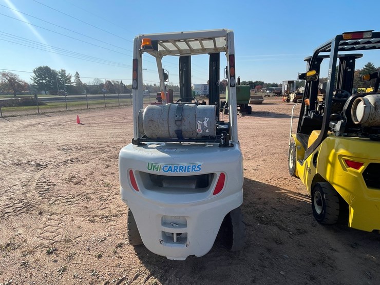 #1883-•-unicarrier-50-lp-forklift-image-5