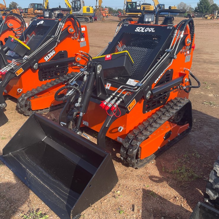 #3211 • 2026 Skid Steer Loader