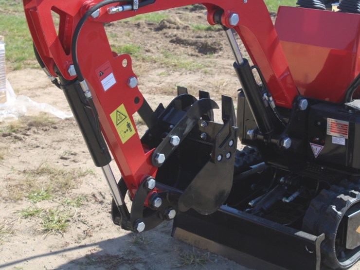 #600-•-sh15-mini-excavator-image-5
