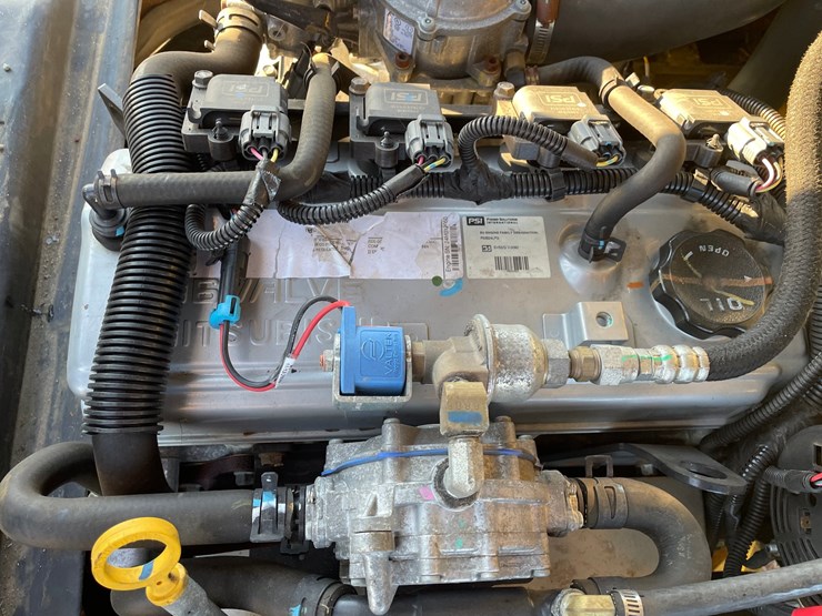 #1882-•-2022-yale-40ux-glp040ux-lp-forklift-image-18