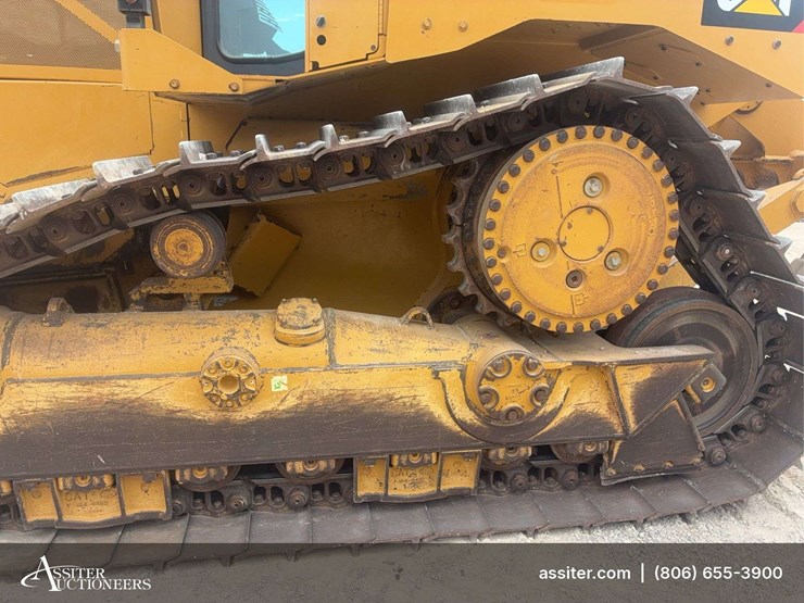 2015-caterpillar-d6t-xl-image-33