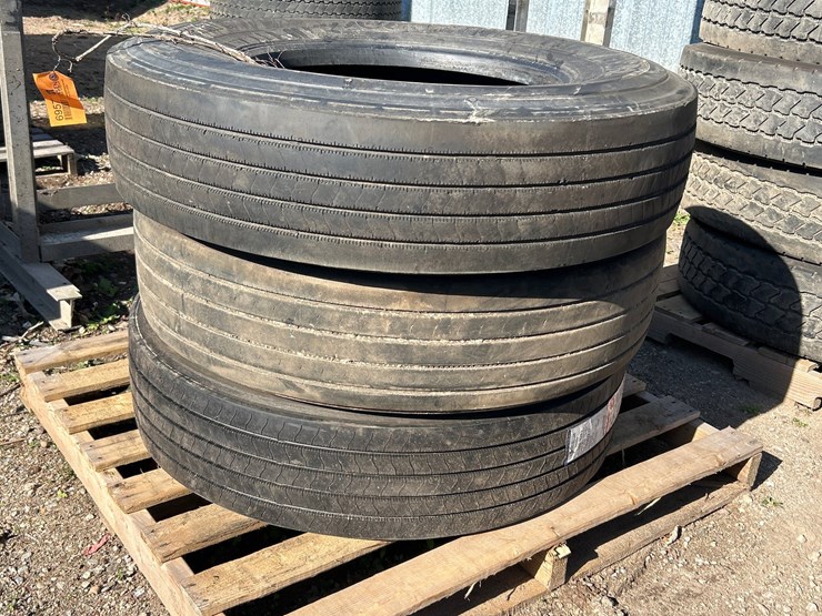 #6957-•-(3)-continental-hsr-11-r-22.5-commercial-truck-tires-image-3