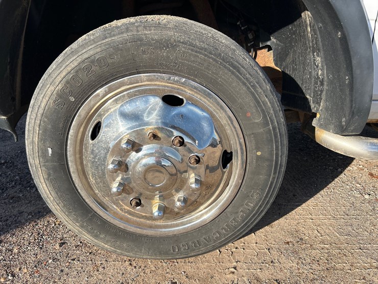 #6901-•-2011-ram-5500-heavy-duty-service-truck-(has-wi-title)-image-42