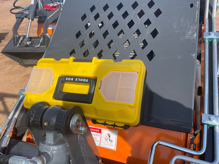#3204-•-landhonor-mini-skid-steer-loader-t460s2-image-11