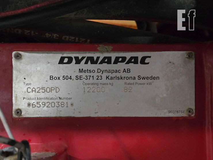 2004-dynapac-ca250pd-image-23