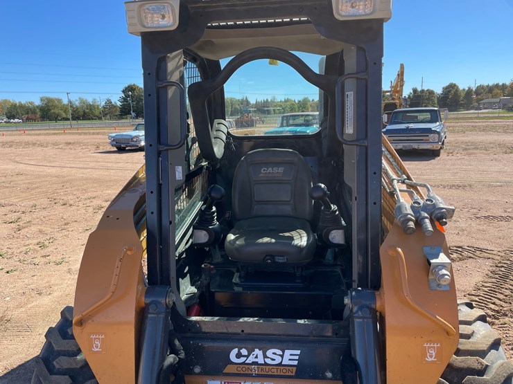 #1958-•-2014-case-sr220-skid-steer-image-13
