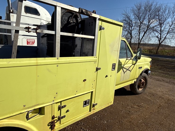 #6931-•-1997-ford-f-super-duty-utility-service-truck-image-29