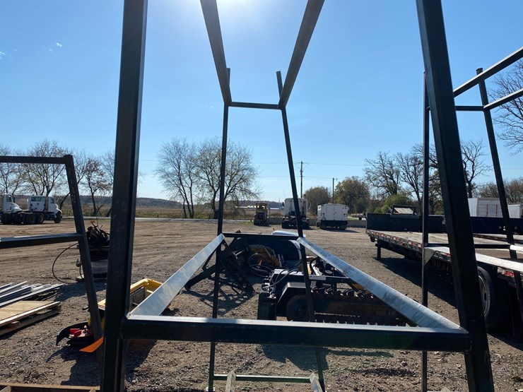 #6952-•-welded-steel-tire-rack-frame-image-5