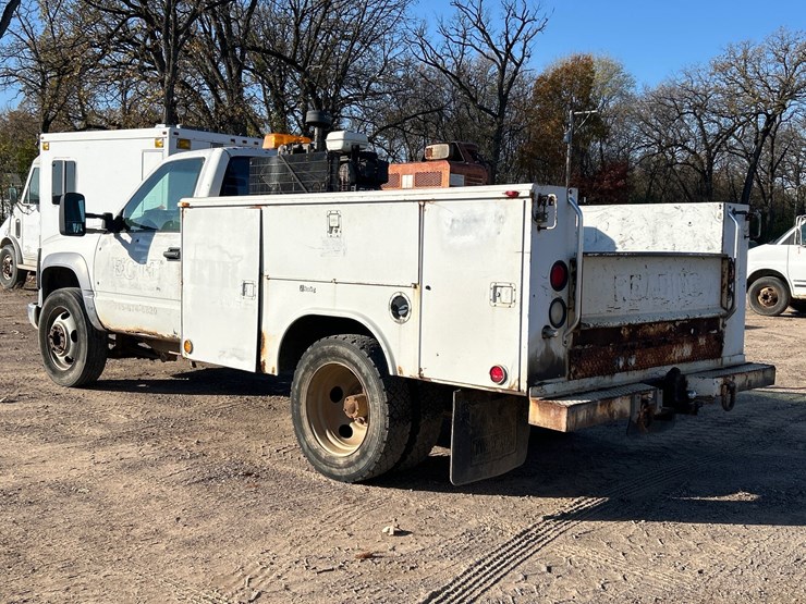 #6933-•-1994-chevrolet-1-ton-dually-service-body-truck-(has-wi-title)-image-3