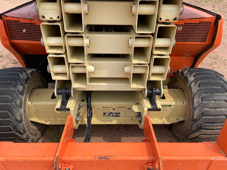 #1859-•-2015-jlg-4394rt-4x4-scissor-lift-image-29