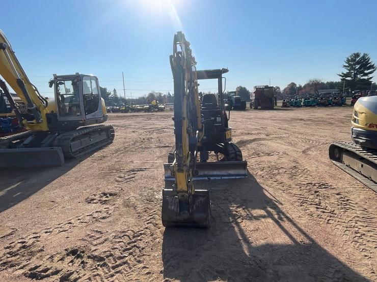 #1900-•-yanmar-vio-35-mini-backhoe-image-39