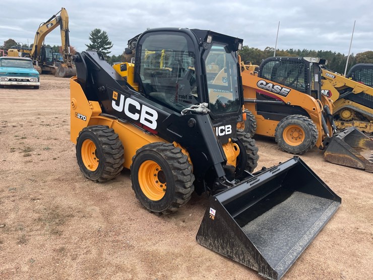 #1077-•-2021-jcb-270-t4-skid-steer-image-14