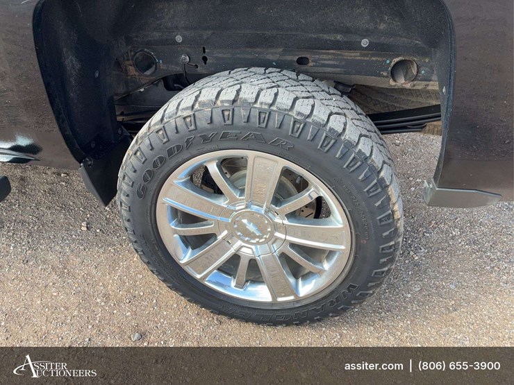2015-chevrolet-silverado-1500-high-country-image-62