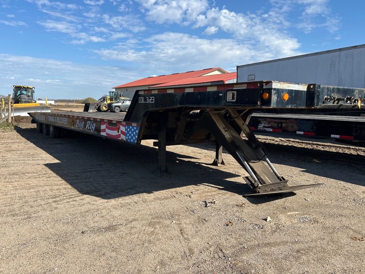 #6916-•-1997-landoll-tri-axle-flatbed-semi-trailer-(wi-title-in-delay)-image-4