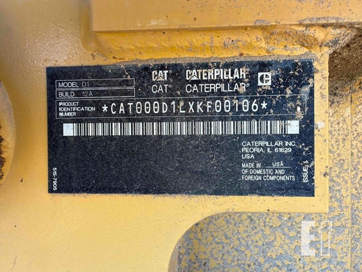 2020-caterpillar-d1-image-70