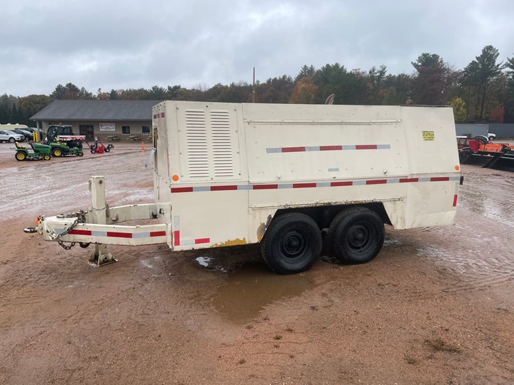 #1853-•-leroi-750-cfm-air-compressor-image-4