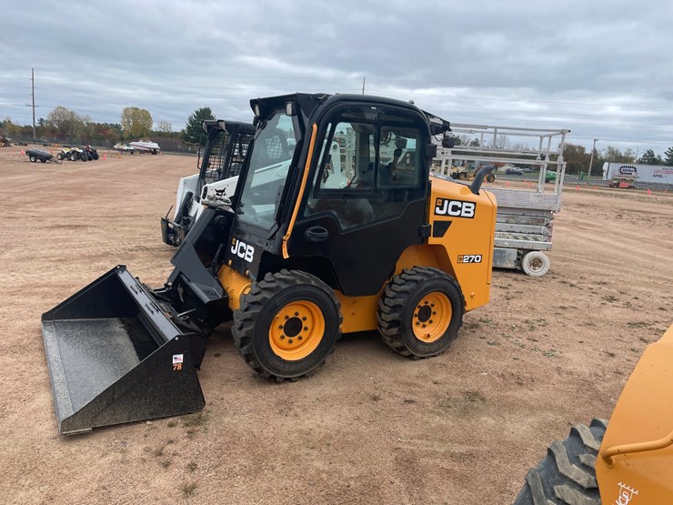 #1077-•-2021-jcb-270-t4-skid-steer-image-4