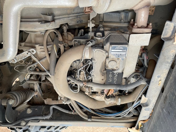 #1057-•-john-deere-diesel-4-x-4-gator-image-39