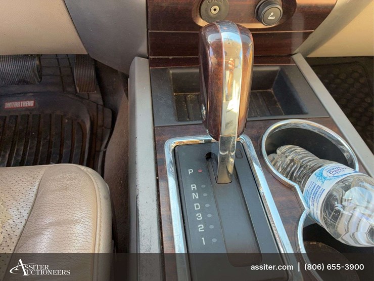 2008-ford-expedition-limited-image-30