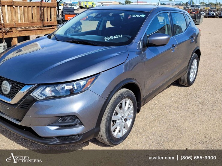 2020-nissan-rogue-image-1