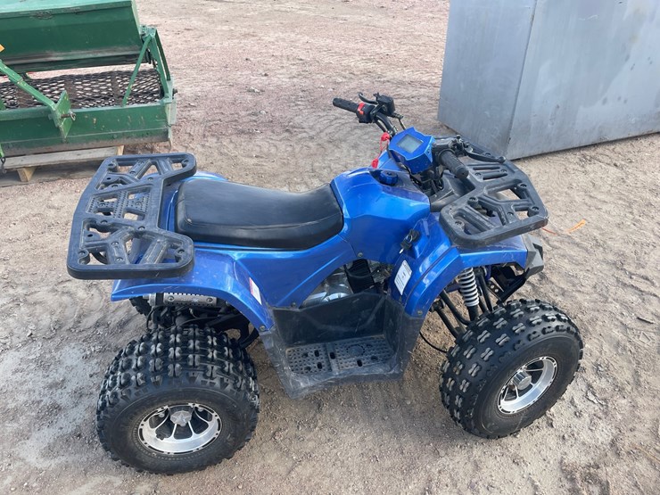 #1046-•-2017-tao-motors-four-wheeler-image-6