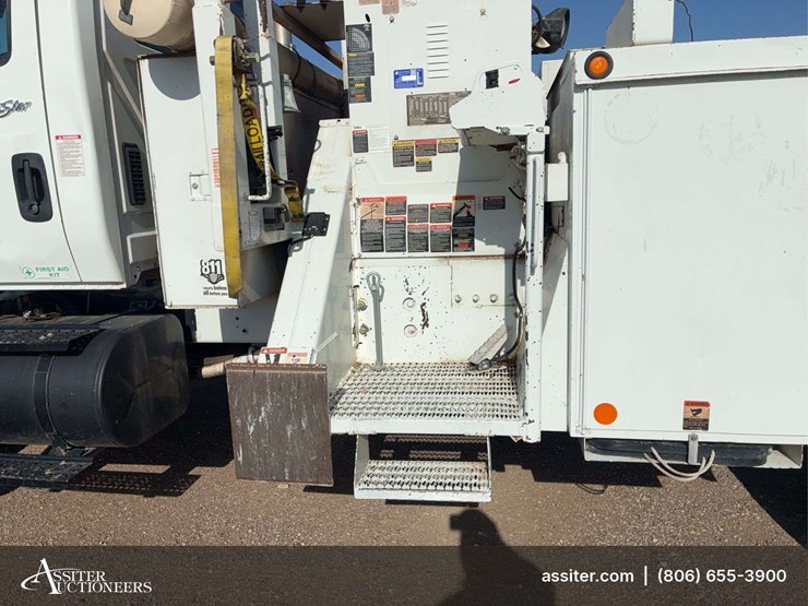 2009-international-workstar-7400-image-5