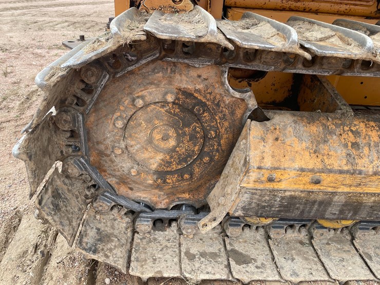 #1851-•-2004-case-650k-dozer-image-28