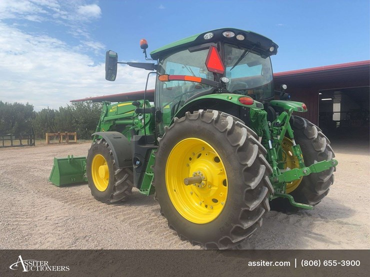 2022-john-deere-r-image-3