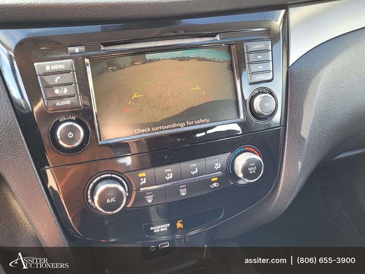 2020-nissan-rogue-image-16