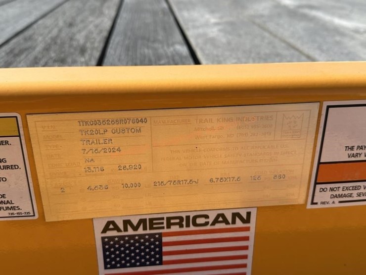 2025-trail-king-30'-flatbed-trailer-image-12