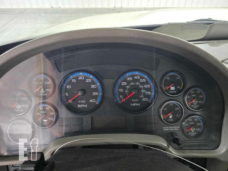 2010-international-durastar-4300-image-12