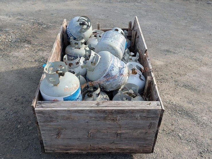 ~16--propane-tanks-image-2