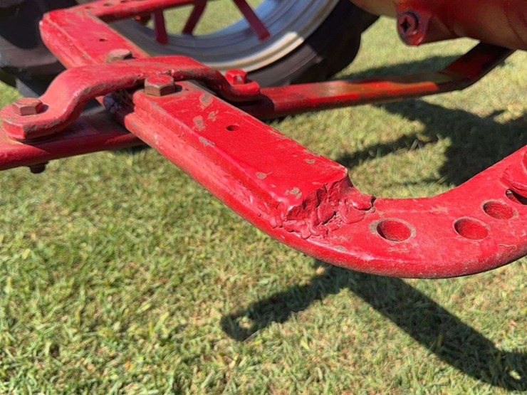 1942-farmall-m-image-36